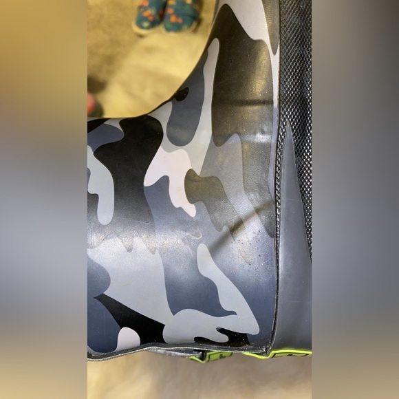 Western Chief Rainboots - Picture 8 of 8